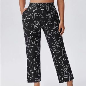 SHEIN Black High-Waisted Abstract Print Pants